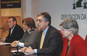 Fernández Moreda presentó el ensayo ganador. Fernández Moreda presentó el ensayo ganador.