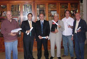 El Centro agradeció a las autoridades salientes su trabajo. El Centro agradeció a las autoridades salientes su trabajo.