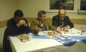 Os principais responsables da revista, na presentación do último número. Os principais responsables da revista, na presentación do último número.