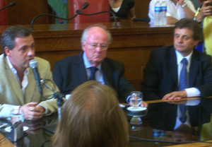 De izda. a dcha., Marcelo Artime, Antonio Cabrales y Gustavo Pulti. De izda. a dcha., Marcelo Artime, Antonio Cabrales y Gustavo Pulti.