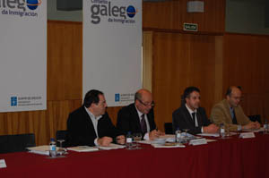 Rodríguez, durante su intervención en la reunión del Consello Galego da Inmigración. Rodríguez, durante su intervención en la reunión del Consello Galego da Inmigración.