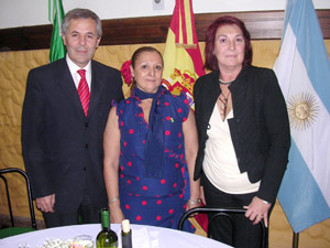 Carlos Santos Valle, María del Pilar Fuentes y Mirta Bertoli Segura. Carlos Santos Valle, María del Pilar Fuentes y Mirta Bertoli Segura.