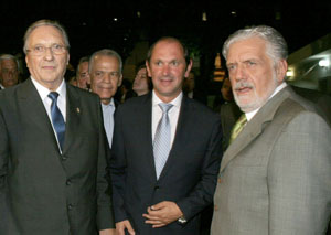 Manuel Antas Fraga, Rafael Louzán y Jacques Wagner, durante el acto de inauguración.