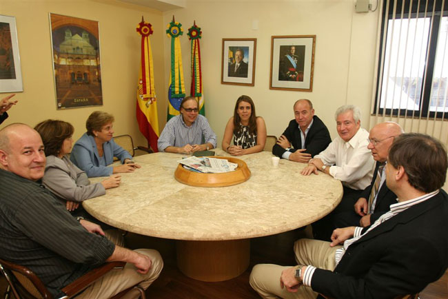 El secretario xeral, reunido con la junta directiva del Hospital Español de Río. El secretario xeral, reunido con la junta directiva del Hospital Español de Río.