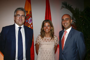 De izda a dch., Ignacio Palacios, Victoria Cristóbal y Javier Pérez Palencia. De izda a dch., Ignacio Palacios, Victoria Cristóbal y Javier Pérez Palencia.