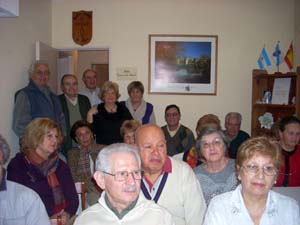 Algunos de los asistentes al festejo por el aniversario. Algunos de los asistentes al festejo por el aniversario.