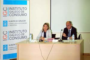 Santiago Camba y Nava Castro, tras la firma del acuerdo. Santiago Camba y Nava Castro, tras la firma del acuerdo.