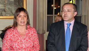 Félix Colsa y Julia Hernándo, presidenta del Centro Burgalés de Buenos Aires.