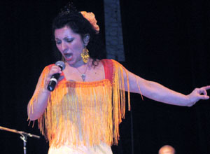 Mariela Deanes, ‘La Pantojita’, durante su actuación. Mariela Deanes, ‘La Pantojita’, durante su actuación.