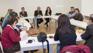 na Aula 2 do edificio do Arquivo e Biblioteca de Galicia, na Cidade da Cultura.
reunión que vai manter o secretario xeral de Cultura con diversas editoriais de Galicia que participaron na Feira Internacional do Libro de Guadalaxara, así como coas dúas autoras que representaron a literatura galega.
foto xoán crespo
08/01/14