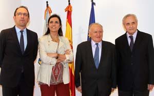 Anxo Lorenzo, Pilar Rojo, X. Alonso Montero y J.R. Ónega