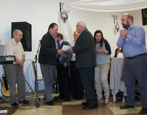 José Alvado Alvado recibe la distinción