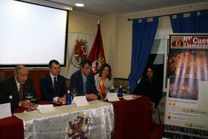 José Manuel Herrero y Juan Martínez Majo presidieron la inauguración de los Días de León en Sevilla.