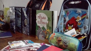 Kit escolar para los alumnos del Barrio Caracol.