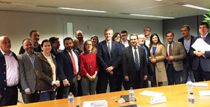 El vicepresidente de la Xunta, con los representantes de los ayuntamientos del Área Metropolitana de Vigo.