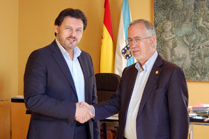Antonio Rodríguez Miranda saluda a Florencio Gulías.