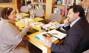 Un momento de la reunión de Rodríguez Miranda con María del Huerto Arcaus,