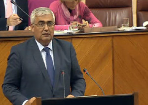 Antonio Ramírez, durante su intervención en el Parlamento. 