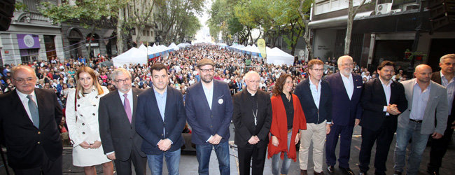 Feijóo y el resto de las autoridades que compartieron escenario.