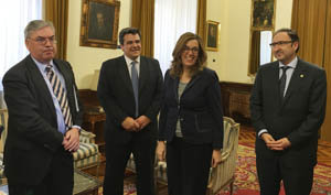 Un momento de la visita de la delegación uruguaya a la Diputación de Palencia. 