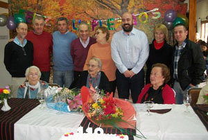 Un momento de la celebración de los 110 años de Amparo Porris.