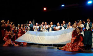 Una de las actuaciones en el Teatro Español de Santa Rosa.
