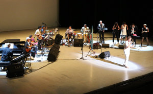 Un momento del concierto de Roi Casal en el Teatro Alicia Alonso. 