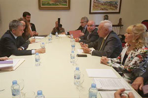 Un momento de la reunión de Exteriores con la delegación de Andorra. 