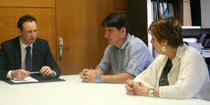 Guillermo Martínez, Bany Ordóñez y Begoña Serrano, durante la reunión. 