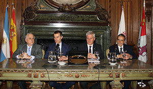 Eduardo Santamarina, José Manuel Herrero, Emilio Raposo y Pedro Bello, en el acto organizado por la Legislatura de Buenos Aires.