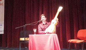 Un momento de la conferencia de Pablo Cáceres.