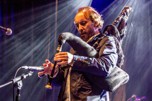 O gaiteiro está a traballar en novas creacións musicais para conectar a cultura galega coa cubana.