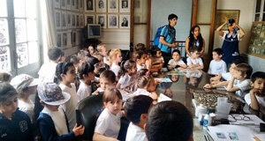 Un momento de la visita a la Sociedad Española de Trelew.