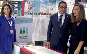 González Zapico, en el estand de Asturias en la World Travel Market.