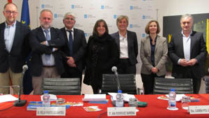 Manuel Jesús Lema, Jesús Trillo, Félix Porto, María del Carmen Leis, Ana Rodríguez, Carmen Pita y Juan José Burgos.