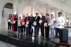Un momento del acto de presentación de la nueva directiva.