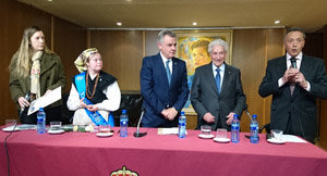 De izda. a dcha., Pilar Riesco, secretaria general; Claudia Villapalos, ‘Xana 2016’; Valentín Martínez-Otero, presidente; Florentino Díaz Fernández;   y Andrés Menéndez, presidente adjunto.