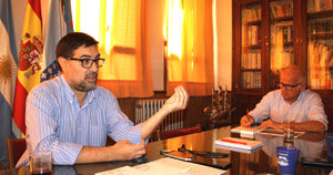 Martín Moyano Barro, interventor judicial del Centro Gallego de Buenos Aires, durante la rueda de prensa.