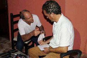Uno de las personas que recibió atención médica.