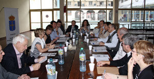 La directora general de Emigración del Principado se reúne con dirigentes de centros asturianos del cono sur americano y en Buenos Aires.