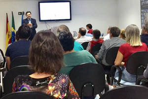 Miranda presentó recientemente las becas ‘Excelencia Mocidade Exterior’ en la ciudad brasileña de Santos.
