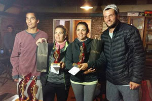 Ganadoras del torneo en la categoría de damas.