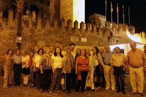 El secretario xeral posa junto a representantes de las entidades de Andalucía, Extremadura y Ceuta.