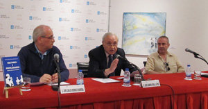 José Carlos Bermejo, José Ramón Ónega y  Jesús Espino, durante la presentación del libro.