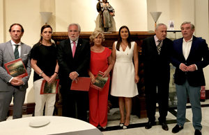 De izq. a dcha.:Tomás Fole, Pilar Rojo, Miguel Santalices, Marisa Redondo, Marta Rodríguez, José Ramón Ónega y José Manuel Barreiro.