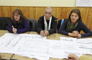 Un  momento de la reunión de la directiva de la entidad con representantes de Patrimonio Histórico.