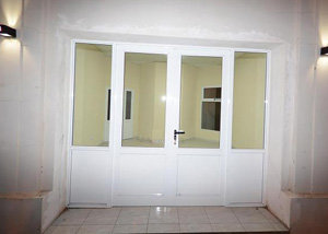 Vista de la entrada de la nueva secretaría.
