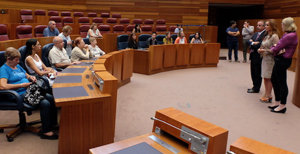 Un momento de la visita al Parlamento de Castilla y León.