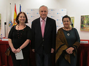 Carme Fernández Pérez-Sanjulián, José Ramón Ónega y Pilar García Negro, durante la presentación del libro.