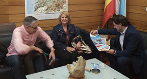 Joaquim Lopez, María Consuelo Pérez Lemos y Rodríguez Miranda, durante la reunión.